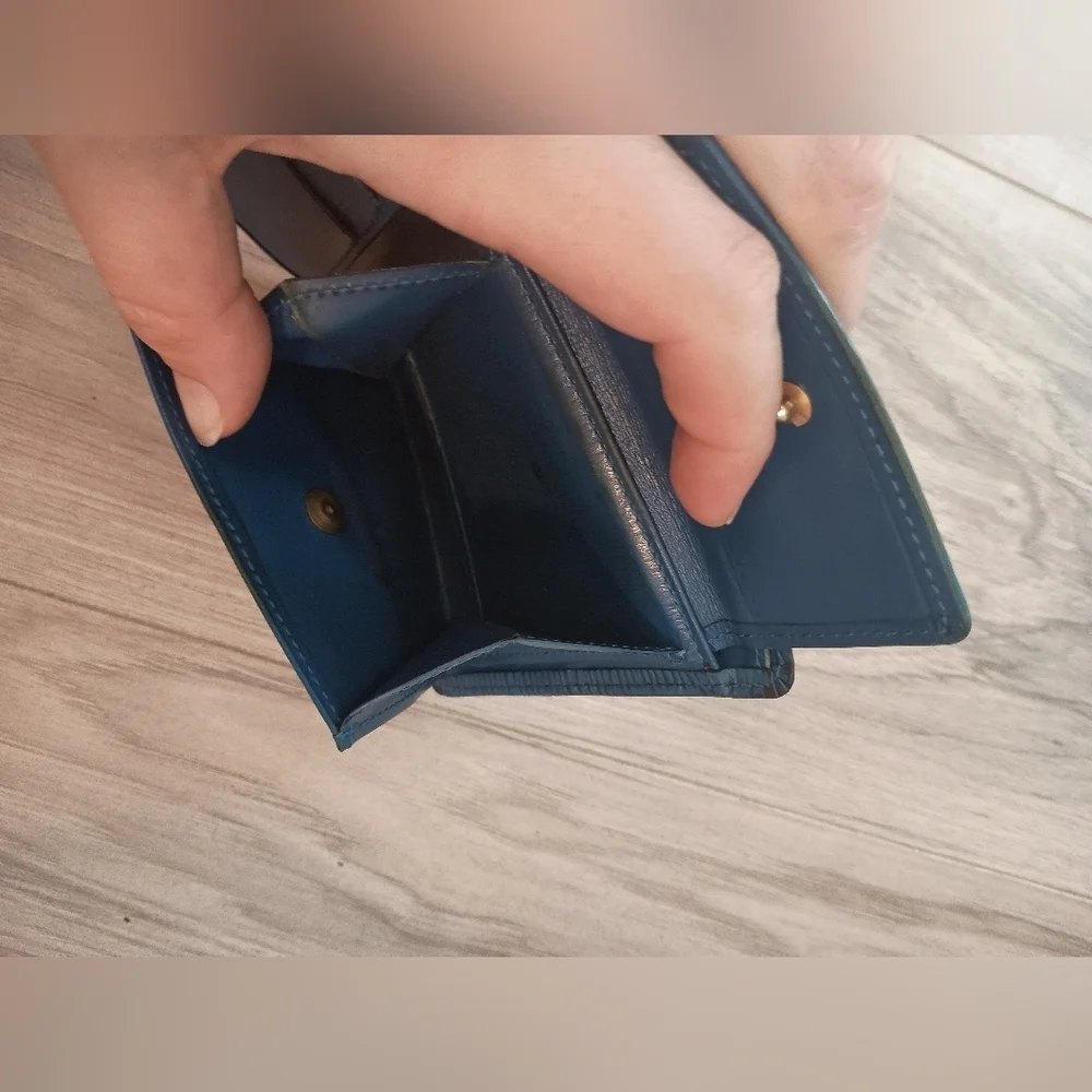 Louis Vuitton M60613 Bifold Wallet Epi Marco Men'S Blue Celest Initialis